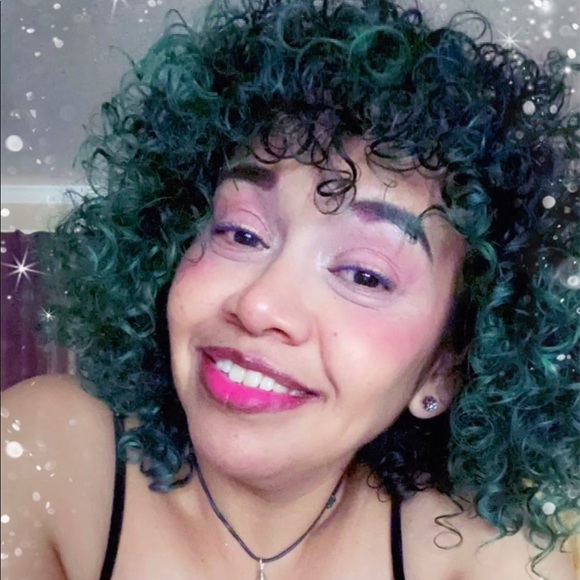 Meet your Posher, Chela - Picture 11 of 15